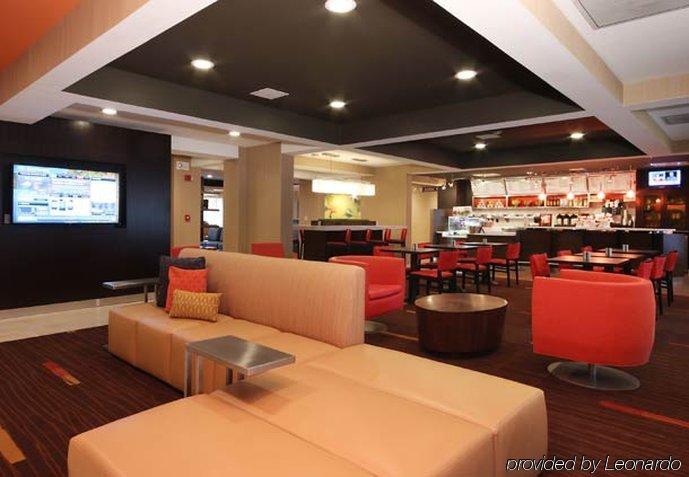 Courtyard By Marriott Grand Blanc Hotel Flint