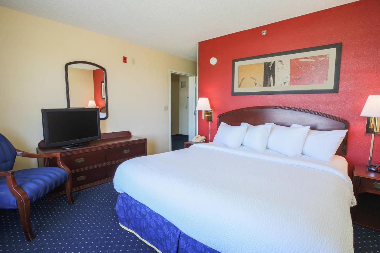Courtyard By Marriott Grand Blanc Hotel Flint