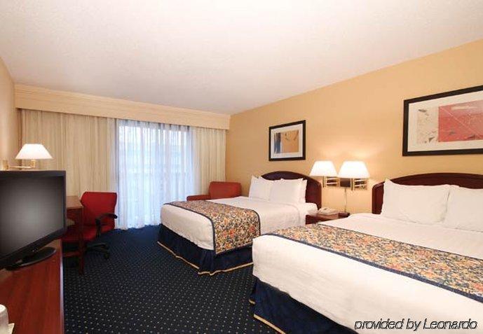 Courtyard By Marriott Grand Blanc